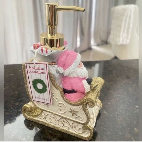 NWT Pink Santa’s Sleigh Holiday Soap/Lotion Pump - Picture 9 of 11